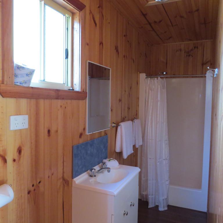 Captain Cook Holiday Park Adventure Bay Номер фото